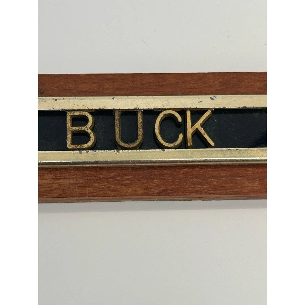 N/A vintage buck